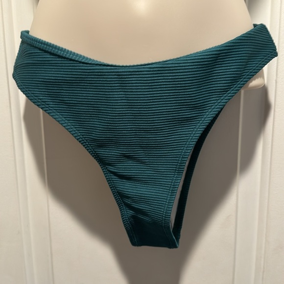 Cupshe bikini new with tags - Picture 3 of 5